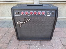 FENDER RED KNOB 15 WATT SKX