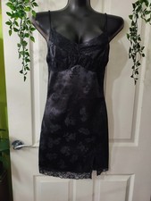 Motel Cami Bodycon Dress in Black Rose Flock with Lace Size M