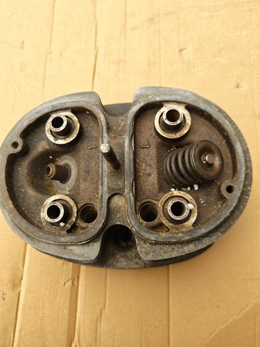 Bmw r60 cylinder head - cylinder, right