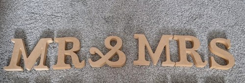 Mrs freestanding wedding - mr,