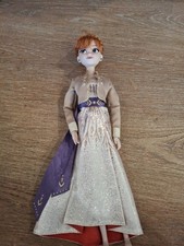 Disney Store Frozen 2 Anna