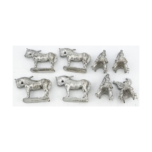 Front rank loose - front,