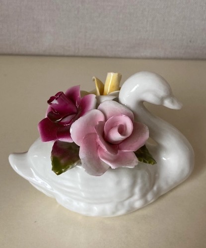 Vintage radnor bone china - radnor,