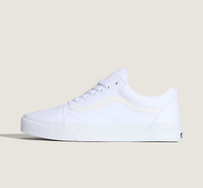 Vans Old Skool Shoes in Triple