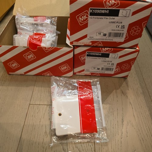 Logic plus k1090whi - plus, flex