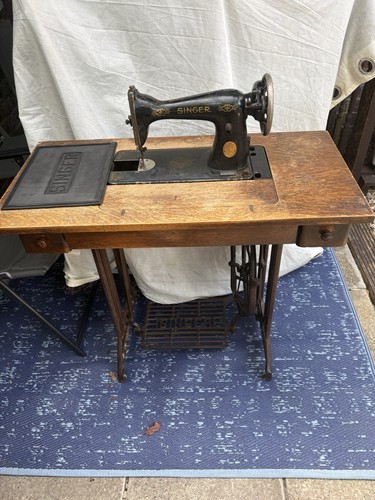 Vintage singer sewing - , machine