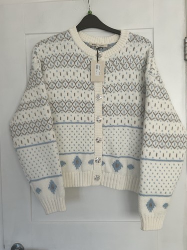 River island size - size, large