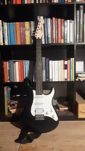 Yamaha eg112 electric guitar - eg112,