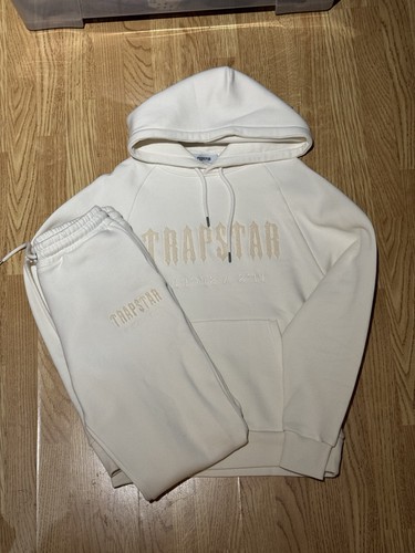 Trapstar chenille decoded - trapstar,