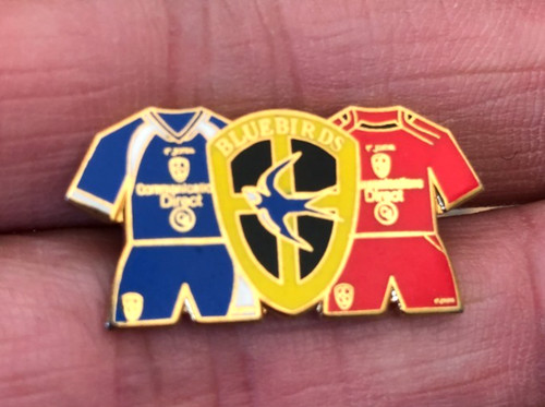 Rare old cardiff - city, crest