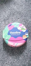 Vaseline Luscious Lips Botanical Bliss Gift Set with 3 Lip Balms in Tin