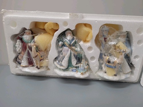 Thomas kinkade santa ornaments - kinkade,
