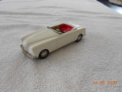 Schuco 1048 micro - schuco, racer