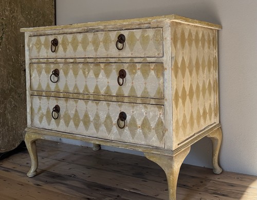 Vintage chest drawers - vintage,