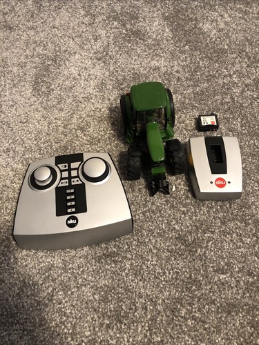 Siku control john deere - 1:32,