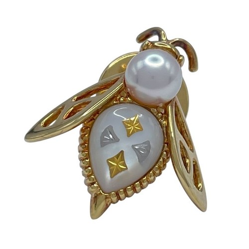 Mikimoto k18 gold bee brooch - mikimoto,