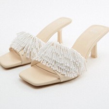 Zara WOMEN STRINGS OF PEARL