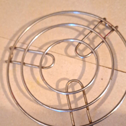 Round chrome silver metal - round,