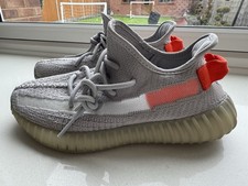 Yeezy Boost 350 V2 Tail Light