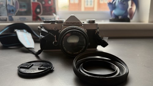 Olympus 35mm film - om-1, camera