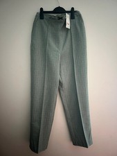 BNWT ladies front twist detail