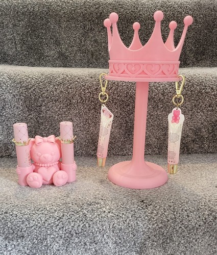 Plouise crown display - crown,