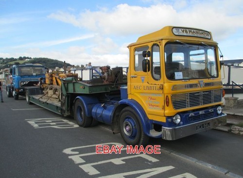 Photo aec v8 - an,
