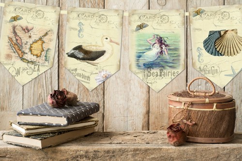 Vintage style nautical seaside - style,