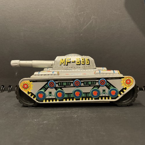 886 vintage tank - tank, tinplate