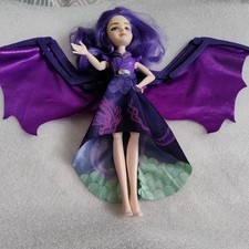 DISNEY DESCENDANTS 3 DRAGON QUEEN MAL WINGED FASHION DOLL EUC
