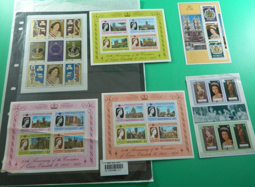 Assorted bundle vintage - of,