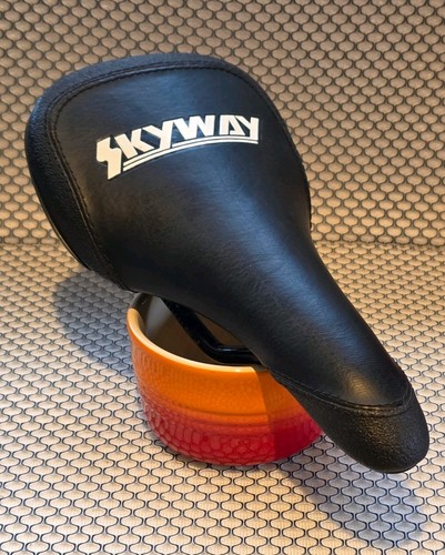 Skyway bmx seat old - bmx, school