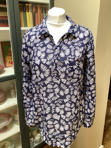 Kew navy print blouse size - ,