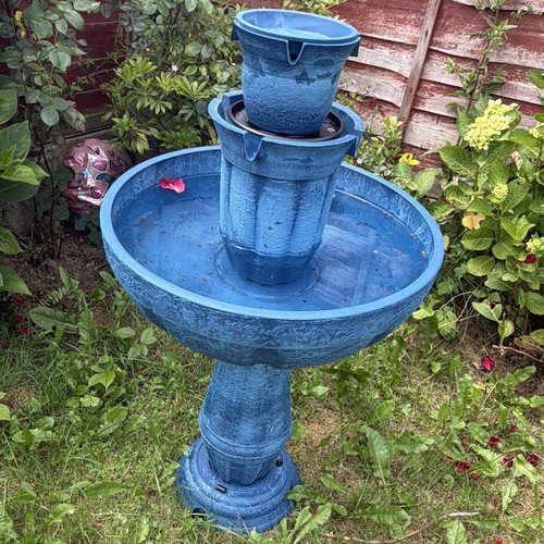 Blue tier freestanding - blue,
