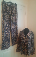 **** TED BAKER GREY WITH PINK