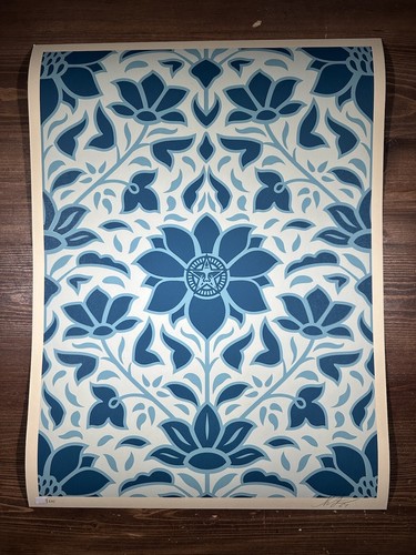 Shepard fairey obey giant - fairey,