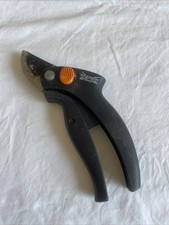 Wilkinson Sword Garden Hand Pruners/ Secateurs