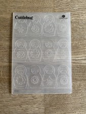 Cuttlebug/Provocraft - Russian Dolls  Embossing Folder for paper/clay crafts