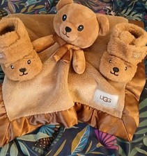 Bixbee Ugg Booties & Blanket