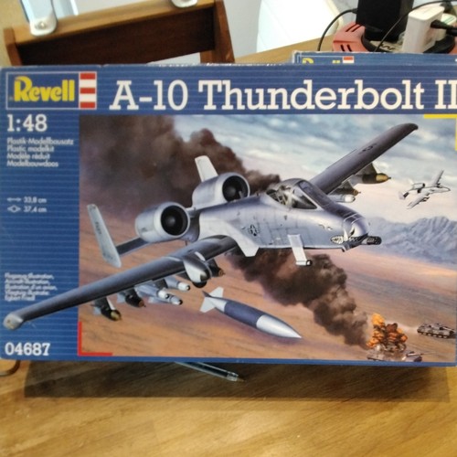 Revell 04687 a 10 - 1/48, a-10