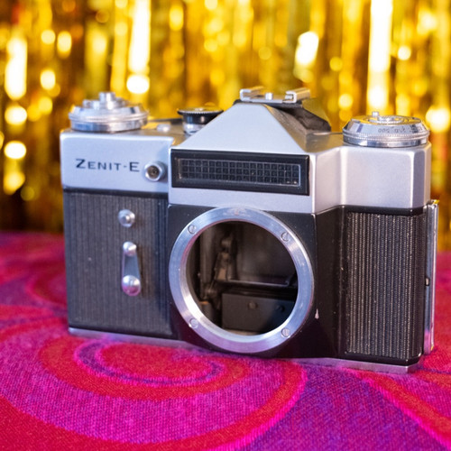Vintage zenit slr 35mm - e,