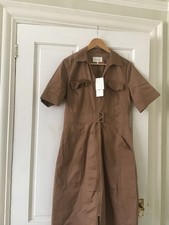 Damsel in a dress beige new