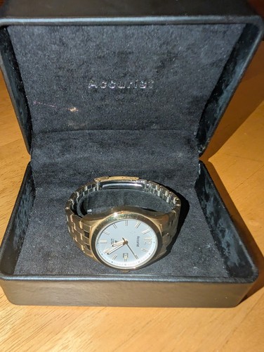 Accurist men watch with - watch,