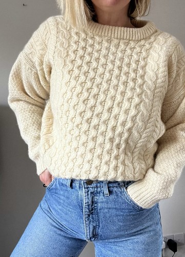 100 wool aran cable - 100%,