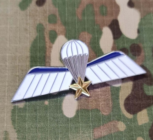 Netherlands parachutist - netherlands,