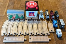 Thomas Wooden Railway Set