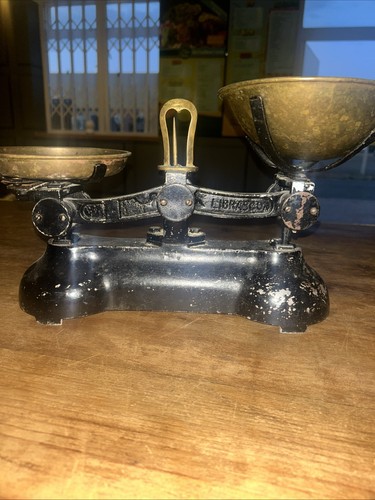 Vintage cast iron libra - cast,