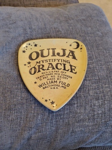 Ouija planchette dish william - planchette,