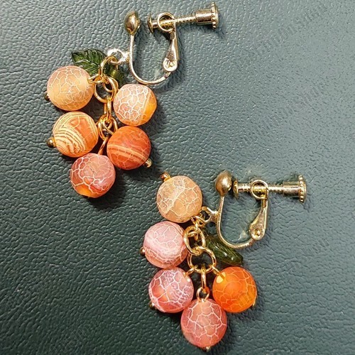 Clip vintage style orange - on,