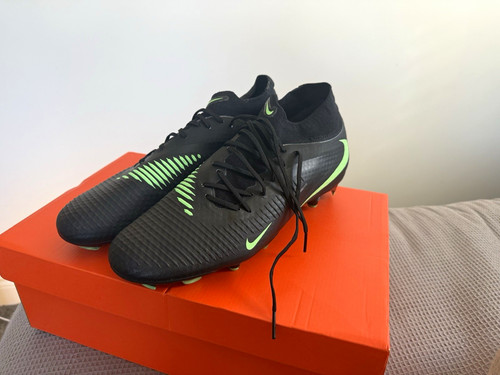 Nike phantom football boots - phantom, uk
